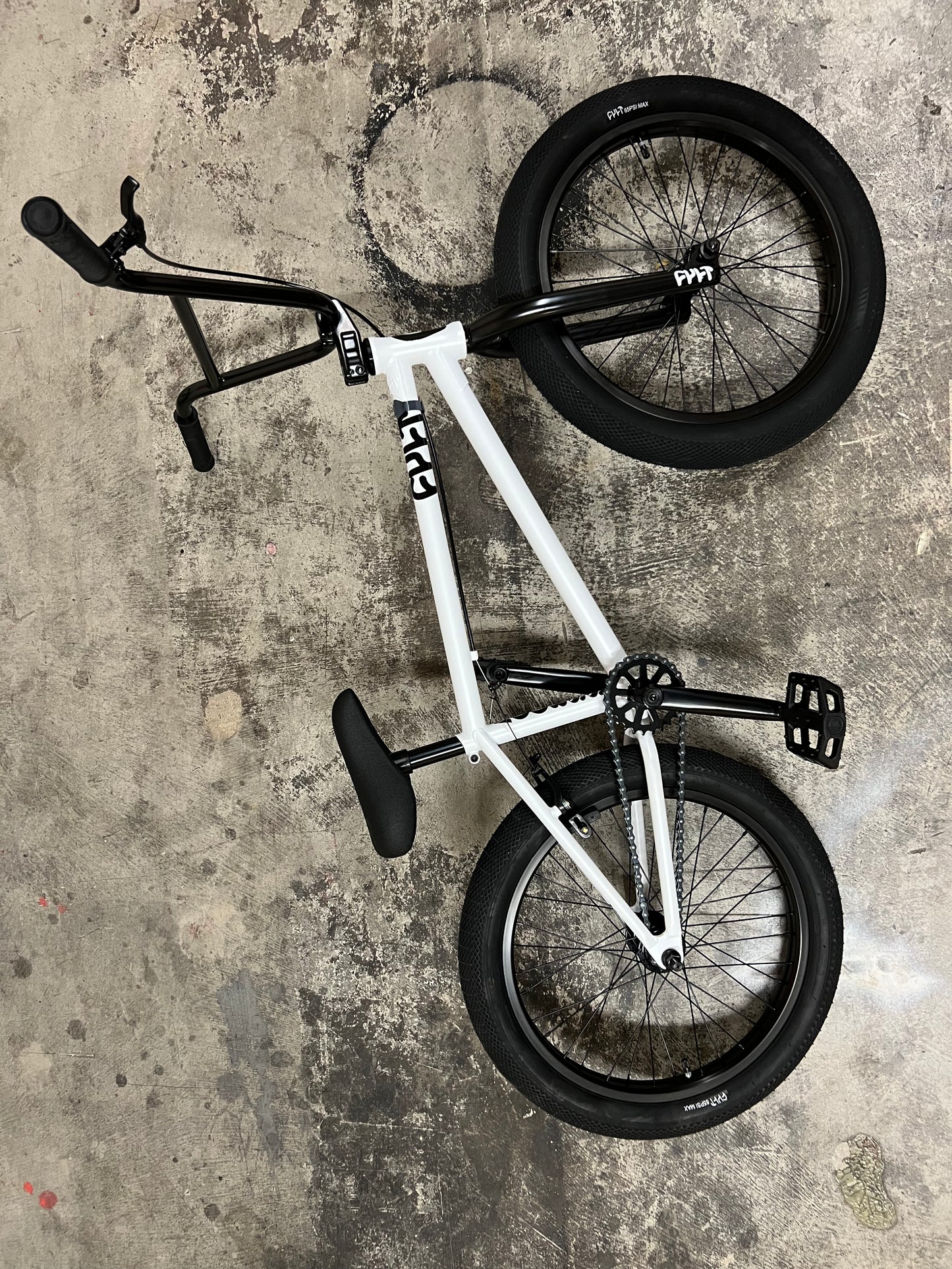 Cult Crew Access White 2025 BMX Bike