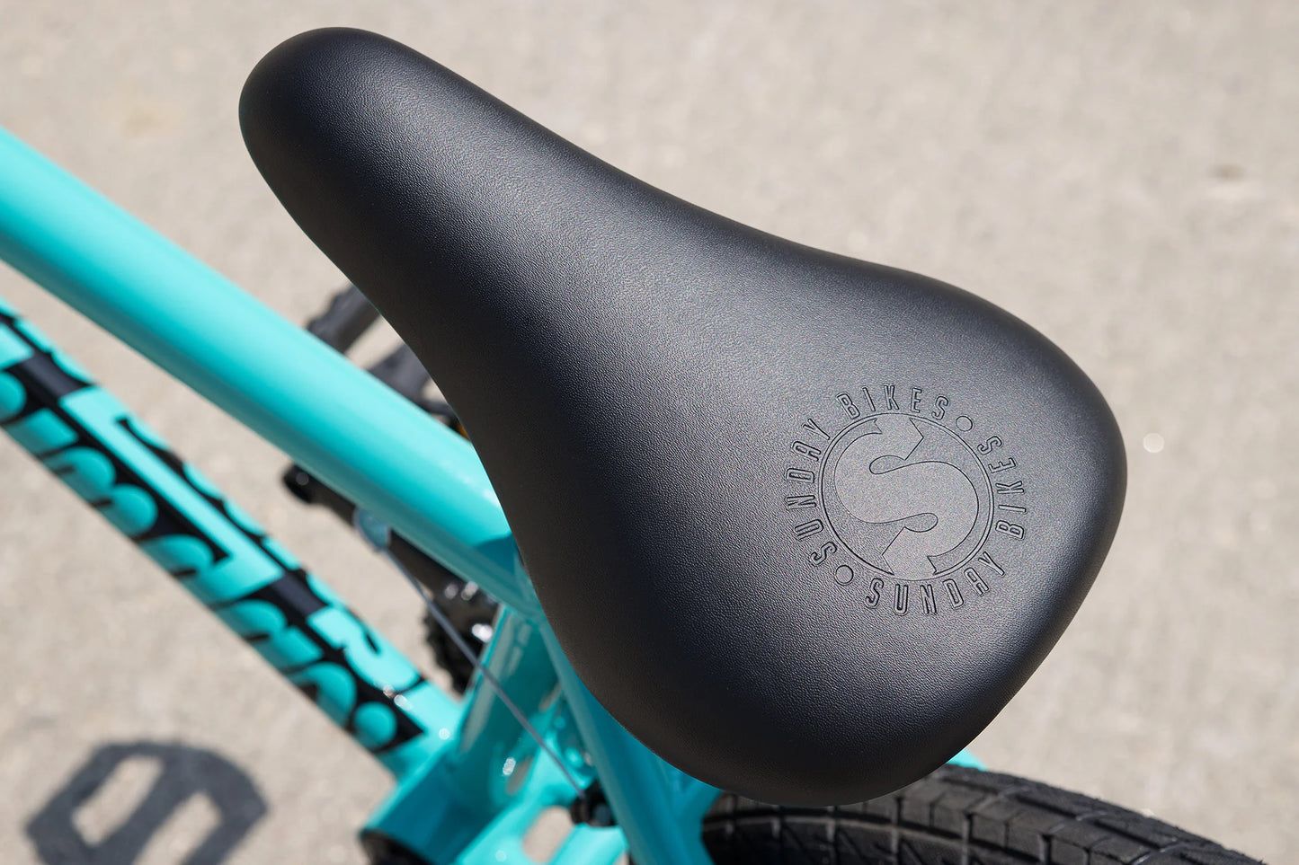 SUNDAY PRIMER 16" Gloss Turquoise with 16.5" tt